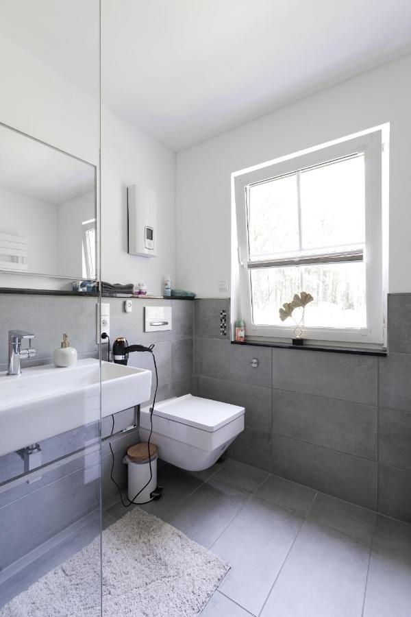 Grosse Gemutliche Wohnung Mit Waldblick Colónia Exterior foto